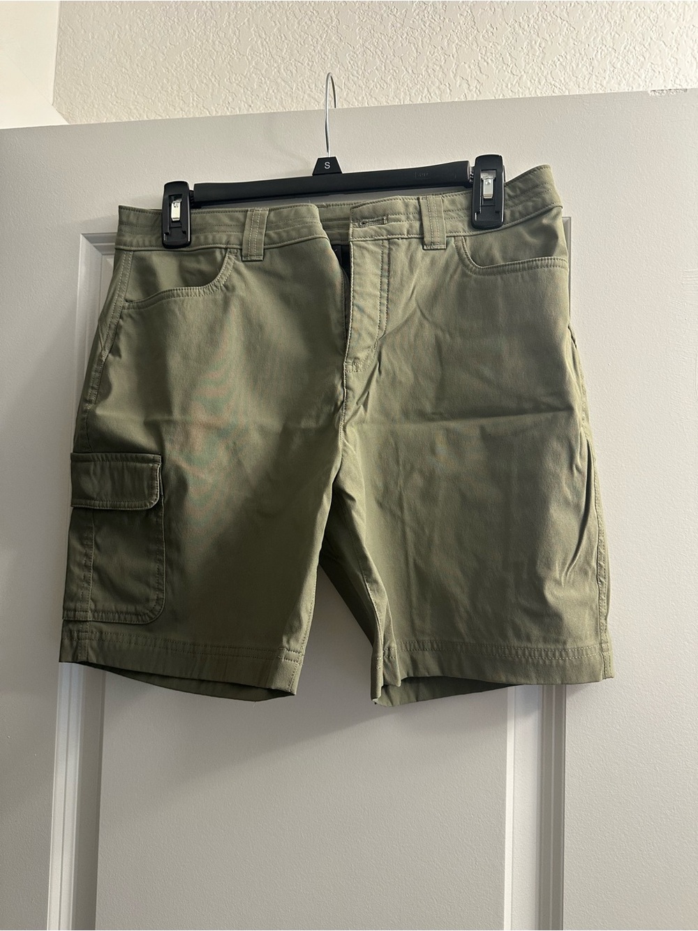 Eddie Bauer Olive Green Cargo Shorts